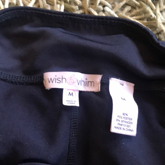 Capri dry fit work out pants - Picture 2 of 2